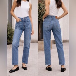 Levi’s Ribcage Straight Jeans High Rise Medium Wash 27 Button Fly